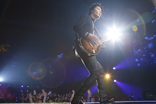 12.23男性限定LIVE】「Talking F.M.」チケット先行受付決定!! | 福山